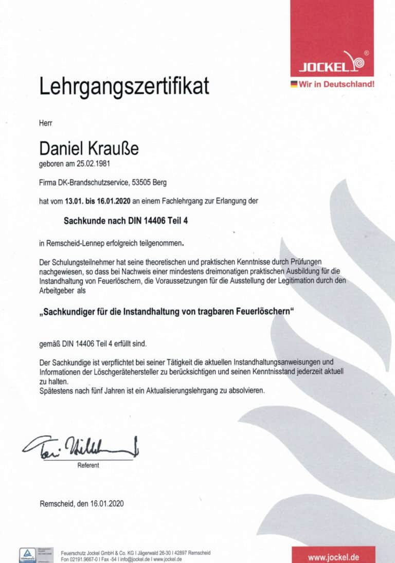 Lehrgangszertifikat mit dem Namen „Daniel Krauße“.